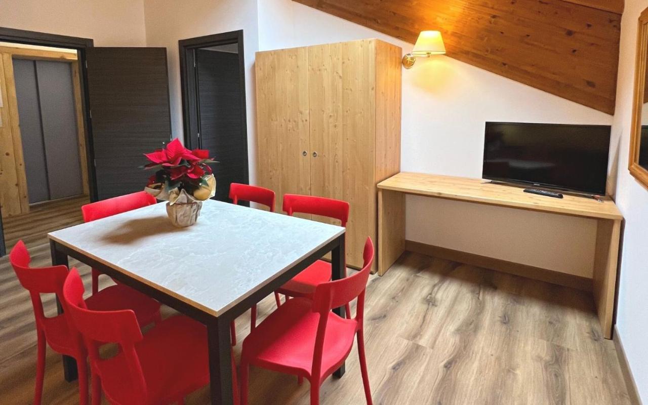 Antico Albergo Stella D'Italia 폴가리아 외부 사진