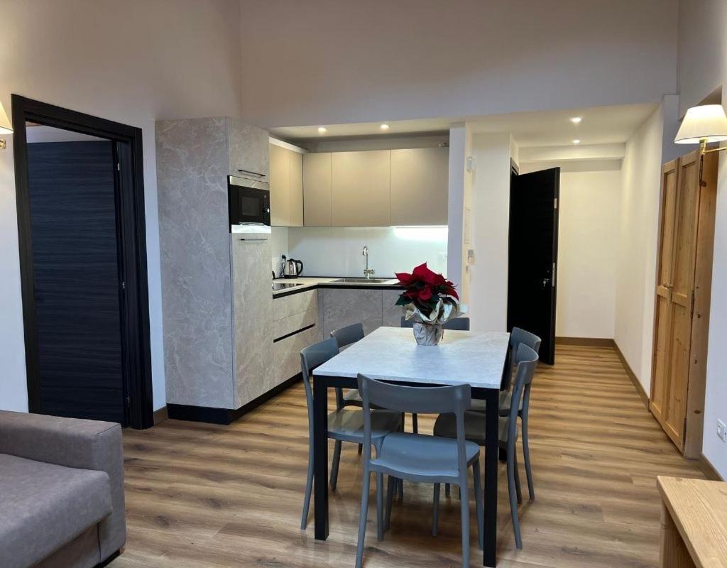 Antico Albergo Stella D'Italia 폴가리아 외부 사진