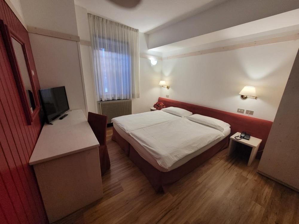 Antico Albergo Stella D'Italia 폴가리아 외부 사진