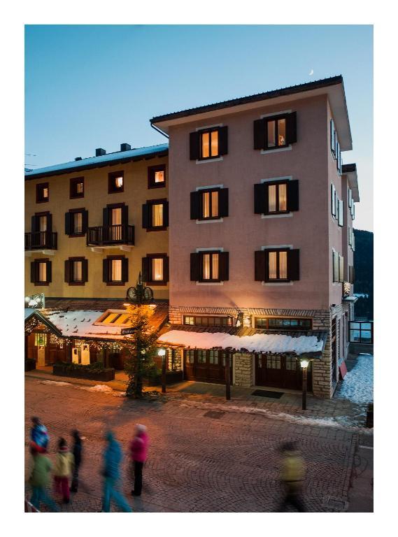 Antico Albergo Stella D'Italia 폴가리아 외부 사진